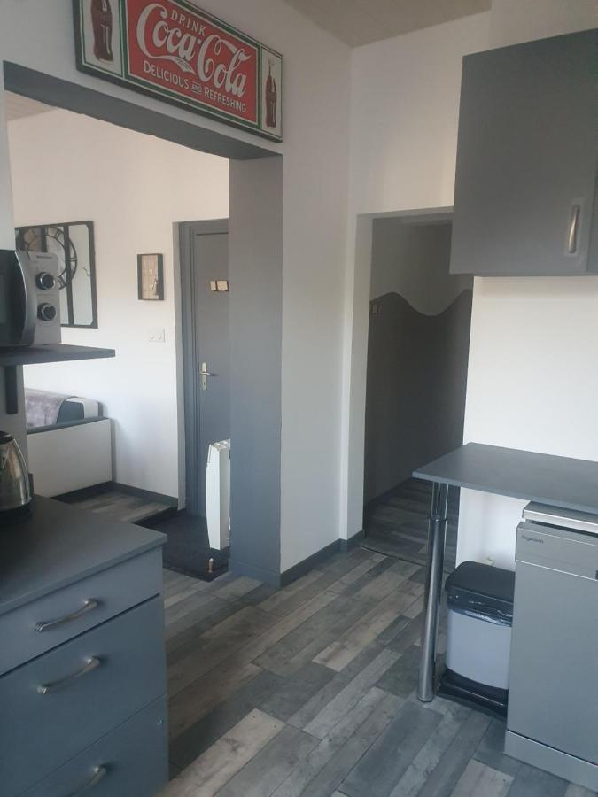 Apartamento Bienvenue Chez Les Ch'Oups Le Loft 50 M2 La Bourboule Exterior foto